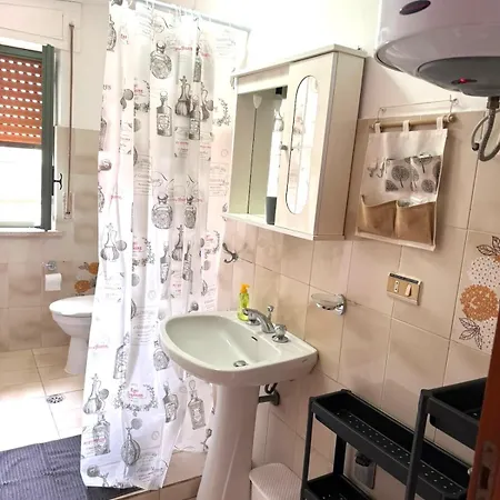 Beautiful, Sunny 70m2, Close To The Sea * Scalea
