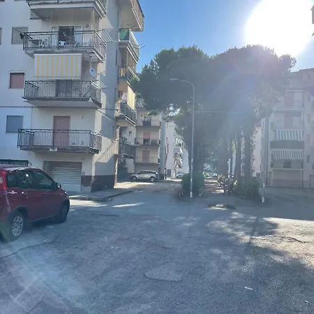 Beautiful, Sunny 70m2, Close To The Sea * Scalea