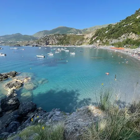 Beautiful, Sunny 70m2, Close To The Sea Lejlighed Scalea