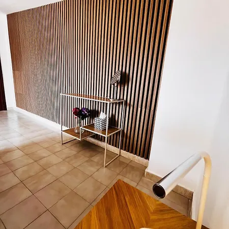 Beautiful, Sunny 70m2, Close To The Sea *
